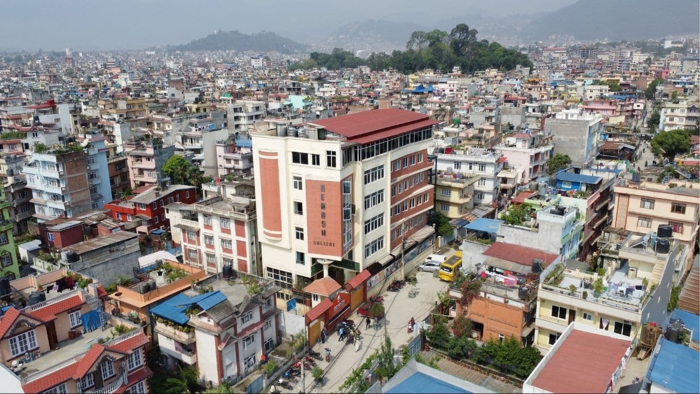 Rehdon College campus